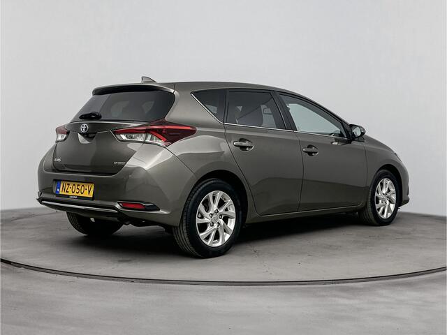 Toyota AURIS 1.8 Hybrid Dynamic | Navigatie | Cruise Control | Achteruitrijcamera | Inruil Chester