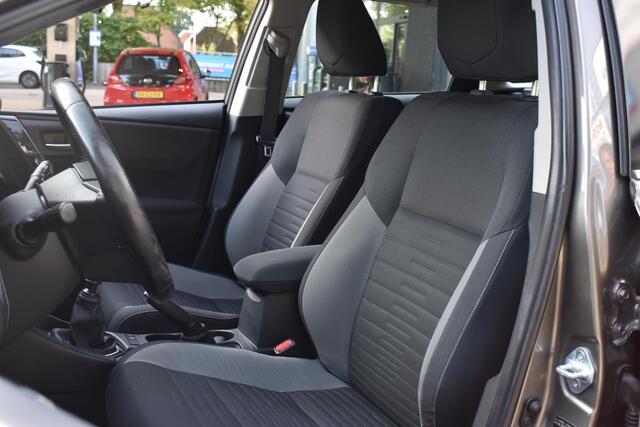 Toyota AURIS Touring Sports 1.2T Aspiration 100% Onderhouden | Navigatie | Camera | 12 mnd BOVAG garantie | Whatsapp 06-53188999 – foto 6