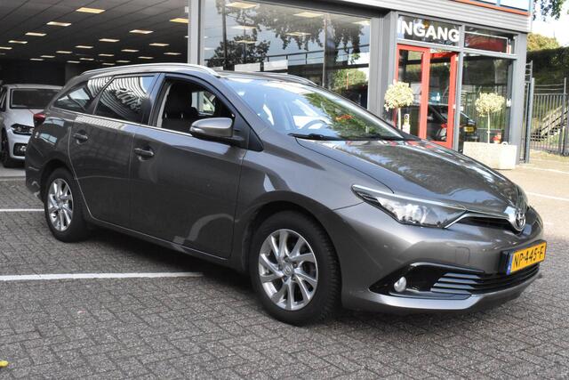 Toyota AURIS Touring Sports 1.2T Aspiration 100% Onderhouden | Navigatie | Camera | 12 mnd BOVAG garantie | Whatsapp 06-53188999 – foto 9