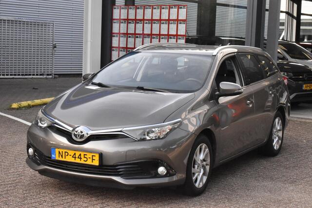 Toyota AURIS Touring Sports 1.2T Aspiration 100% Onderhouden | Navigatie | Camera | 12 mnd BOVAG garantie | Whatsapp 06-53188999 – foto 10