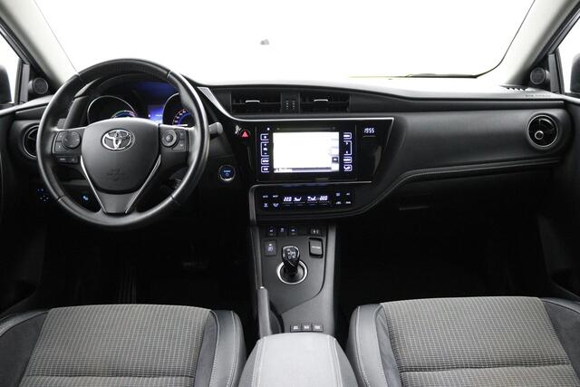 Toyota AURIS Touring Sports 1.8 Hybrid Executive | Stoelverwarming | Trekhaak | Keyless | Cruisecontrol |