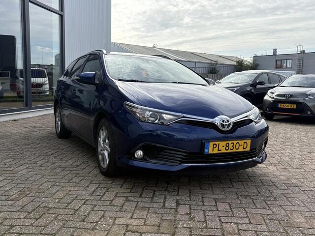 Toyota AURIS Touring Sports 1.2T Dynamic – foto 6