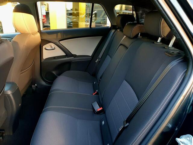 Toyota AVENSIS Touring Sports 1.8 VVT-i edition S All-in prijs!