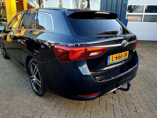 Toyota AVENSIS Touring Sports 1.8 VVT-i edition S All-in prijs!