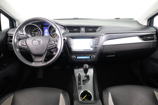 Toyota AVENSIS Touring Sports 1.8 VVT-i Executive Limited | Cruise Control | Navigatie | Parkeercamera | Stoelverwarming |