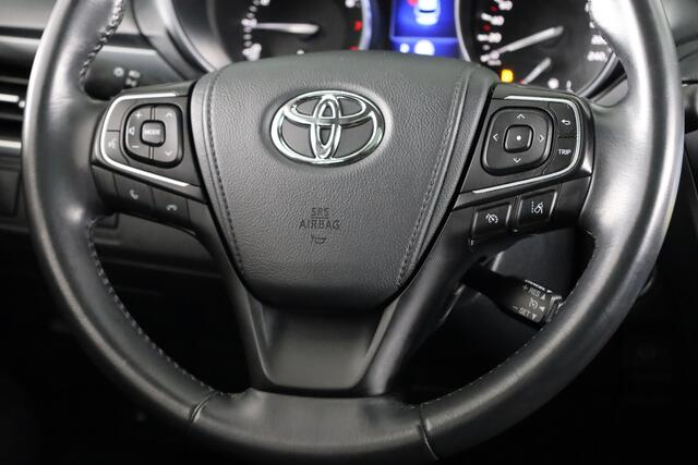 Toyota AVENSIS Touring Sports 1.8 VVT-i Executive Limited | Cruise Control | Navigatie | Parkeercamera | Stoelverwarming |