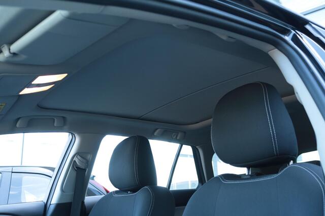 Toyota AVENSIS Touring Sports 1.8 VVT-i SkyView Edition, Panodak, Trekhaak, NAVI