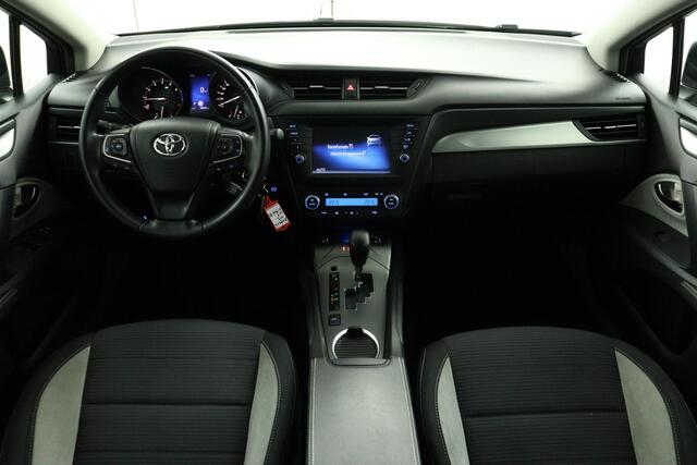 Toyota AVENSIS Touring Sports 2.0 VVT-i Aspiration | Trekhaak | Stoelverwarming | Parkeercamera |