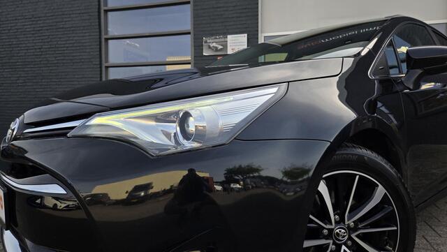 Toyota AVENSIS Touring Sports 1.8 VVT-i Team D | AUTOMAAT | 1e EIGENAAR | VOLLEDIGE AANTOONBAAR ONDERHOUDEN