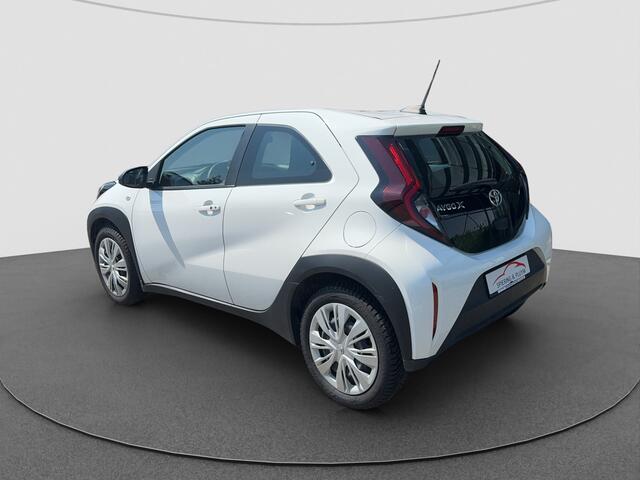 Toyota AYGO X 1.0 VVT-i S-CVT play Automaat | Adaptive Cruise | Keyless | Climate