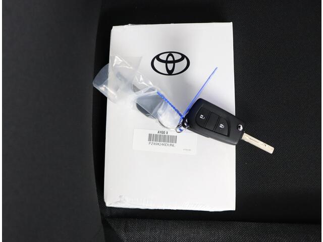 Toyota AYGO X 1.0 VVT-i MT play | Nieuw uit voorraad leverbaar! | 10 Jaar garantie! |