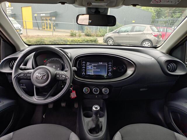 Toyota AYGO X 1.0 VVT-i MT play