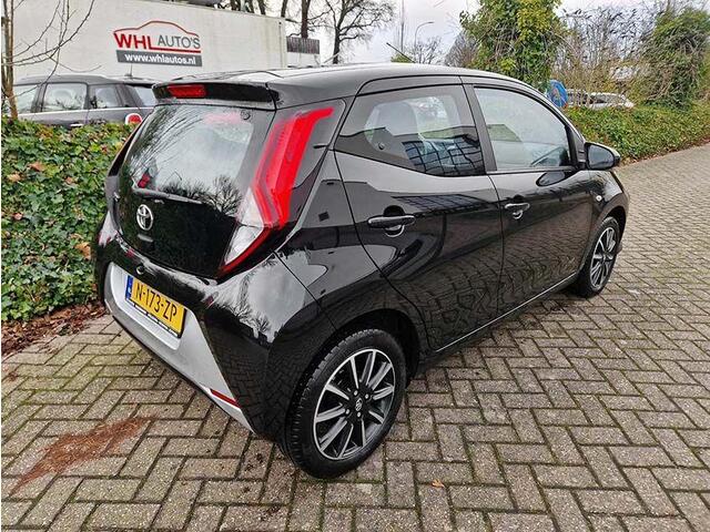 Toyota AYGO 1.0 VVT-i x-play