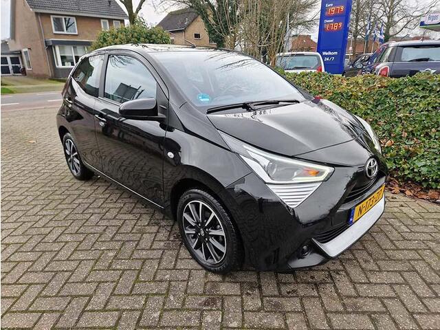 Toyota AYGO 1.0 VVT-i x-play