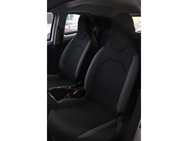 Toyota AYGO X 1.0 VVT-i S-CVT Play automaat