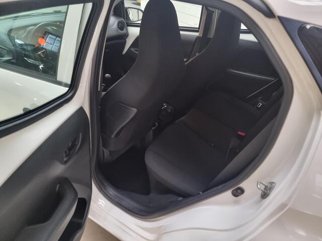Toyota AYGO 1.0 VVT-i x-fun