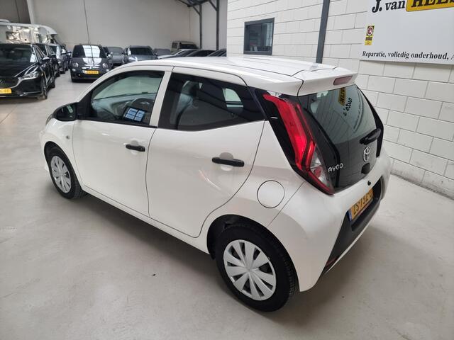 Toyota AYGO 1.0 VVT-i x-fun