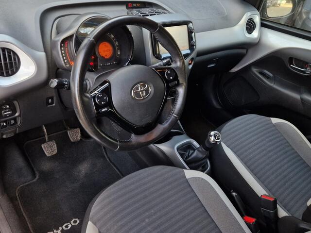 Toyota AYGO 1.0 VVT-i x-play, CAMERA / CRUISE CONTROL / NAP
