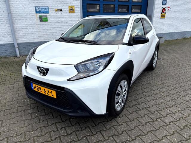 Toyota AYGO 1.0 VVT-I S-CVT PLAY