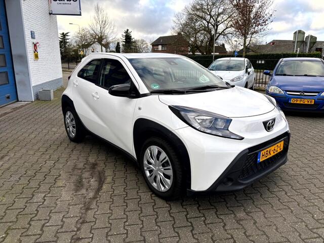 Toyota AYGO 1.0 VVT-I S-CVT PLAY