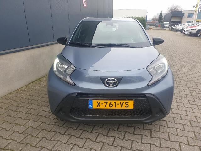 Toyota AYGO X 1.0 VVT-i MT Play Toyota Aygo X 1.0 VVT-i MT play CVT automaat / AppleCarPlay-Android auto