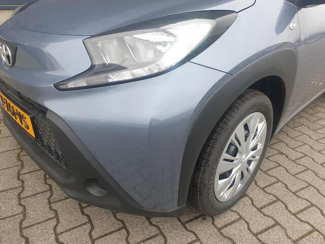 Toyota AYGO X 1.0 VVT-i MT Play Toyota Aygo X 1.0 VVT-i MT play CVT automaat / AppleCarPlay-Android auto