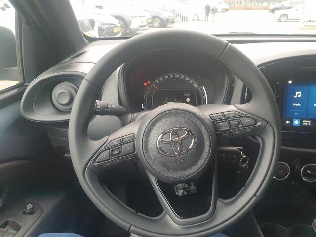 Toyota AYGO X 1.0 VVT-i MT Play Toyota Aygo X 1.0 VVT-i MT play CVT automaat / AppleCarPlay-Android auto