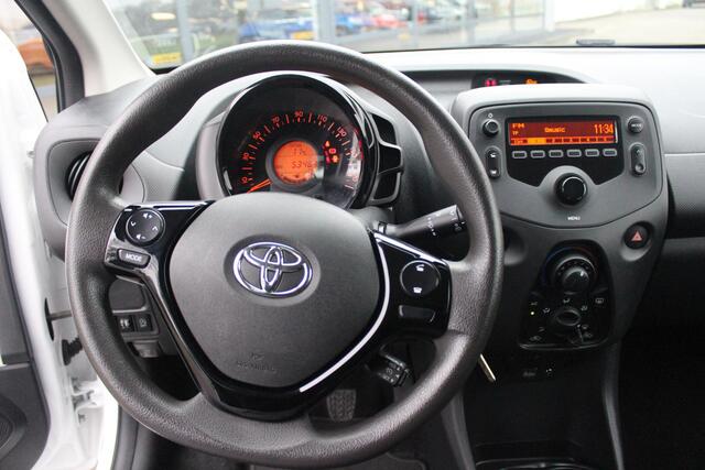 Toyota AYGO 1.0 VVT-i x-fun
