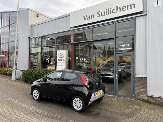 Toyota AYGO 1.0 VVT-i x-play
