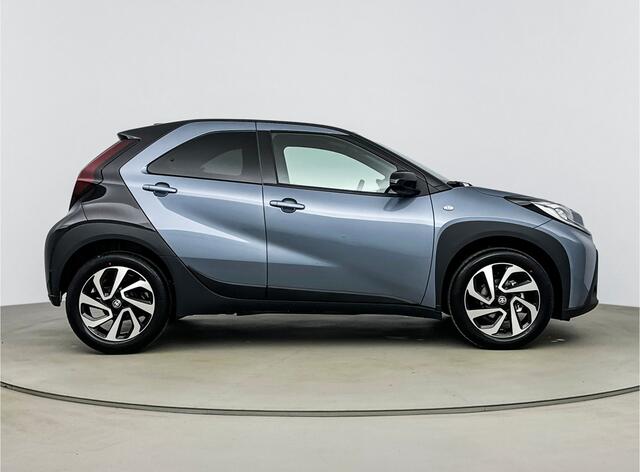 Toyota AYGO X 1.0 VVT-i MT Pulse Direct Leverbaar! | Apple Carplay Draadloos | Privacy Glass | ¤1.000.- inruilpremie mogelijk! | Direct Leverbaar |