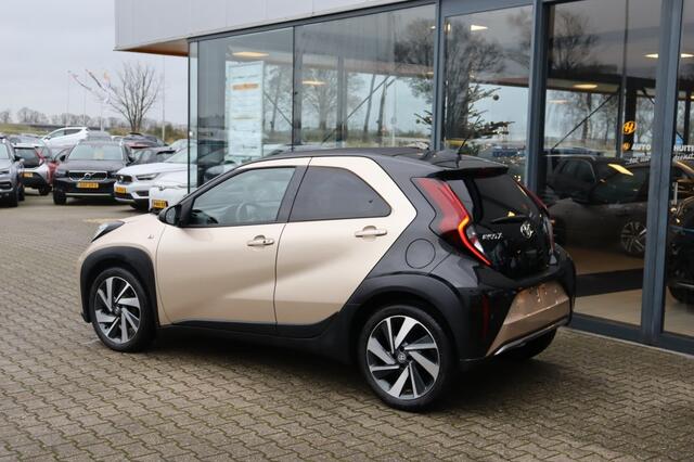 Toyota AYGO 1.0 VVT-I MT Cabrio Premium - Navi - camera - stoelverwarming