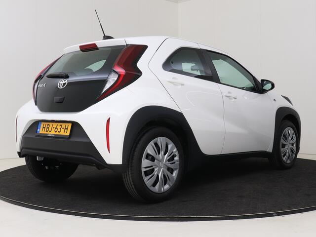 Toyota AYGO X 1.0 VVT-i MT Play demo | Airco | Achteruitrijcamera |
