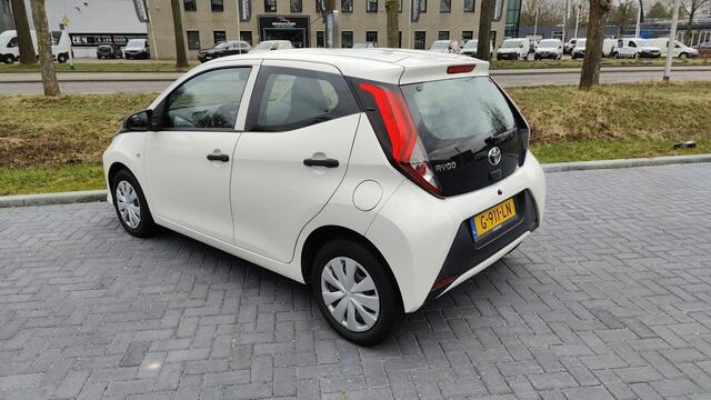 Toyota AYGO 1.0 VVT-i x-fun | Start/stop systeem | Airco |