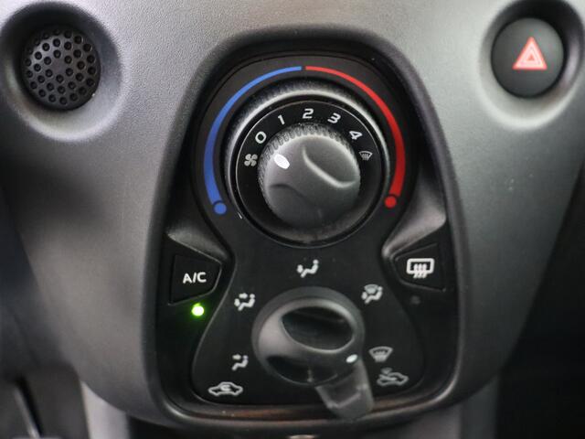 Toyota AYGO 1.0 VVT-i x-fun I Airco I 5 Deurs I Zuinig I Centrale vergrendeling met afstandsbediening I Elektrische ramen voor I 1e Eigenaar I Volledig LOUWMAN Onderhouden I