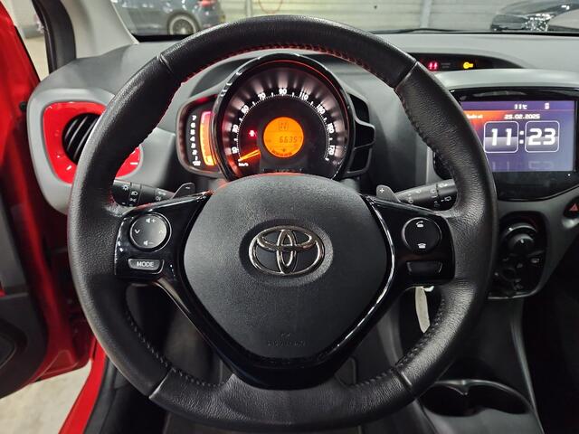 Toyota AYGO 1.0 VVT-i x-play AUT! Carplay! Camera! VERWACHT!!