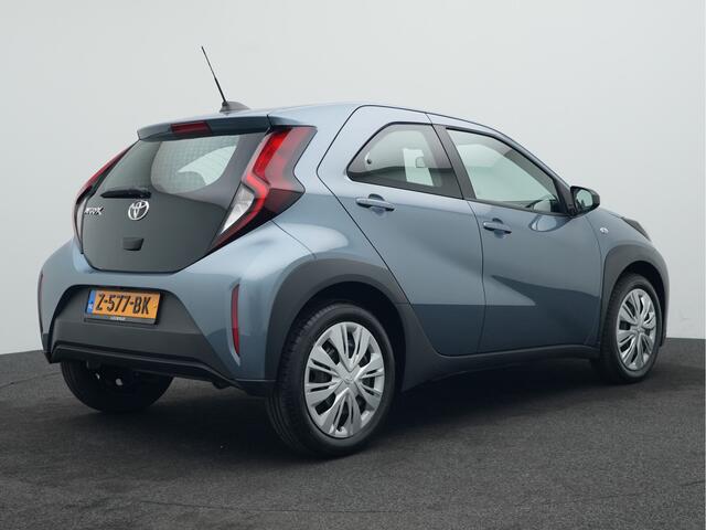 Toyota AYGO X 1.0 VVT-i MT play | Camera | Airco | Cruise Control Adaptief |