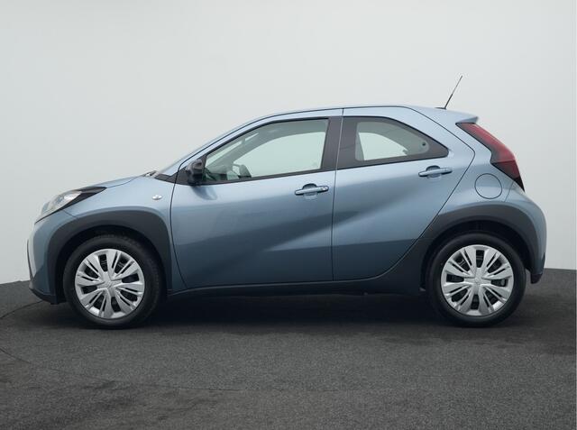 Toyota AYGO X 1.0 VVT-i MT play | Camera | Airco | Cruise Control Adaptief |