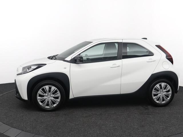 Toyota AYGO X 1.0 VVT-i MT Play