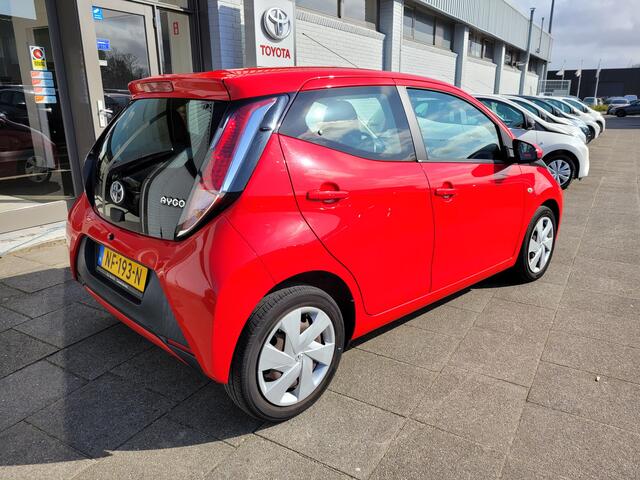 Toyota AYGO 1.0 VVT-i x-now Airco|Cruise|El.ramen|El.spiegels|Audio