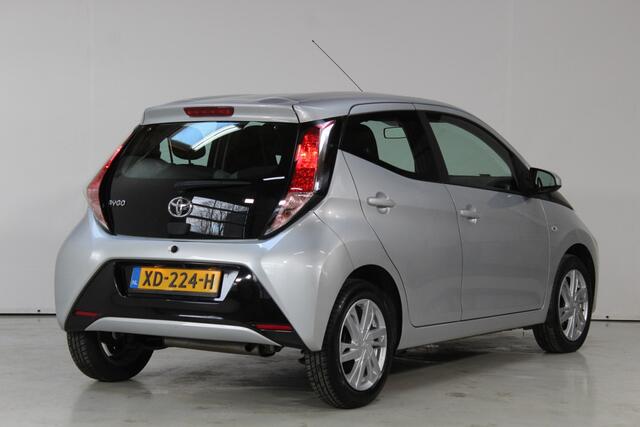 Toyota AYGO 1.0 VVT-i x-cite Camera | Airco | Touchscreen