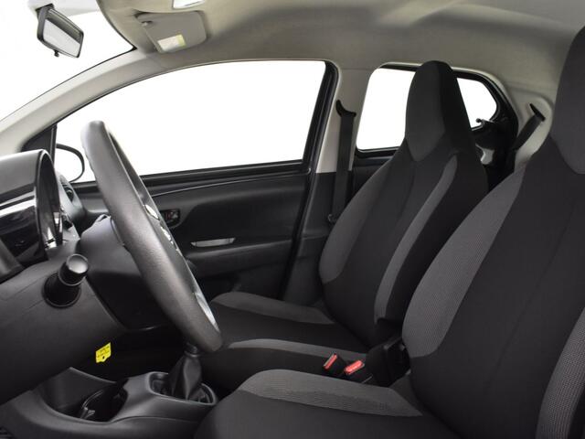 Toyota AYGO 1.0 VVT-i x-fun | Camera | Nw All Season