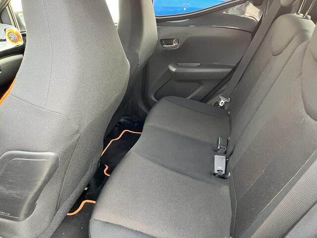 Toyota AYGO 1.0 VVT-i x-JBL Clima Camera Apple Carplay Android auto NL auto 1e Eigenaar