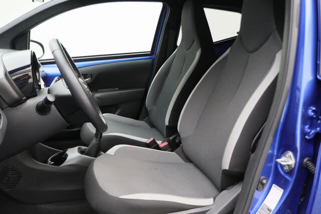 Toyota AYGO 1.0 VVT-i x-cite ultimate Two-Tone, Climate, Camera, Apple Carplay, LED, DAB
