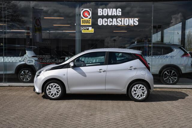 Toyota AYGO 1.0 VVT-i x-play APPLE CARPLAY/ HILLHOLD/ LED
