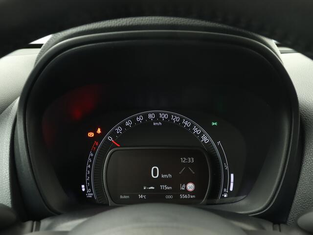 Toyota AYGO X 1.0 VVT-i MT First Limited