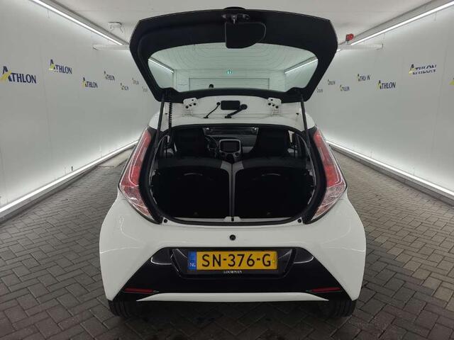 Toyota AYGO 1.0 VVT-i x-nav, 1e Eig! Camera! Carplay! VERWACHT!!