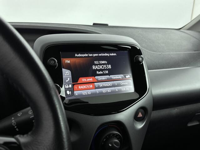 Toyota AYGO 1.0 VVT-i x-play | Airco | Achteruitrij Camera | Cruise Control |