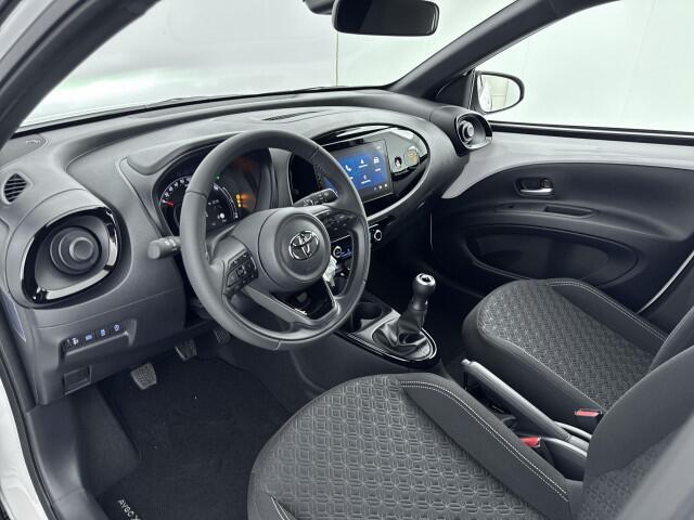 Toyota AYGO X 1.0 VVT-i MT Pulse Demo | Direct leverbaar | Apple Carplay / Android Auto | Bi-Tone Lak | Leen PM
