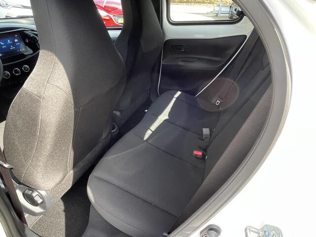Toyota AYGO X 1.0 VVT-i MT Play Stoelverwarming