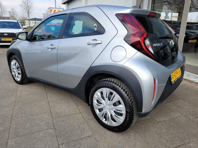 Toyota AYGO X 1.0 VVT-i MT Play Airco | Apple CarPlay | Adaptive Cruise
